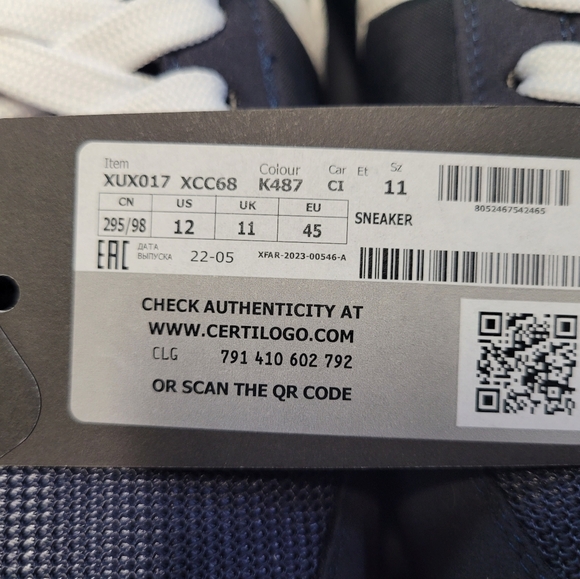 Armani Exchange Mens Sneakers - Picture 4 of 5